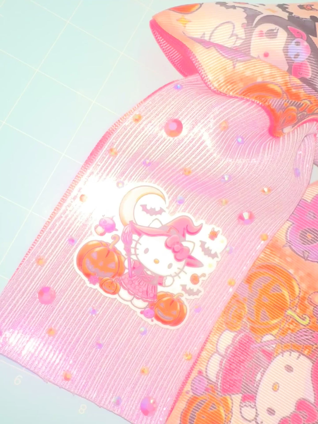 Hello Kitty and kuromi (Pumpkin)